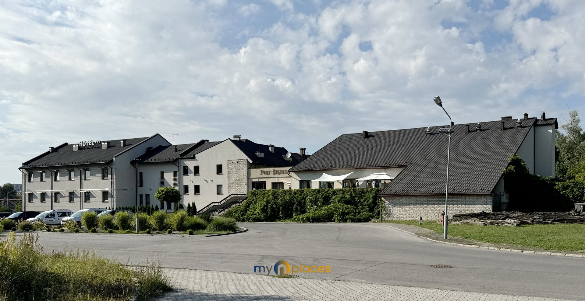 Hotel Pod Dębem